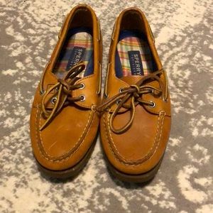 Womens Sperry boat shoes